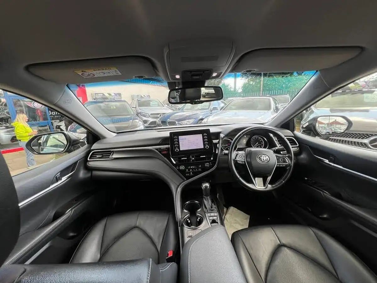 2021-toyota-camry-25-vvt-i-design-big-70