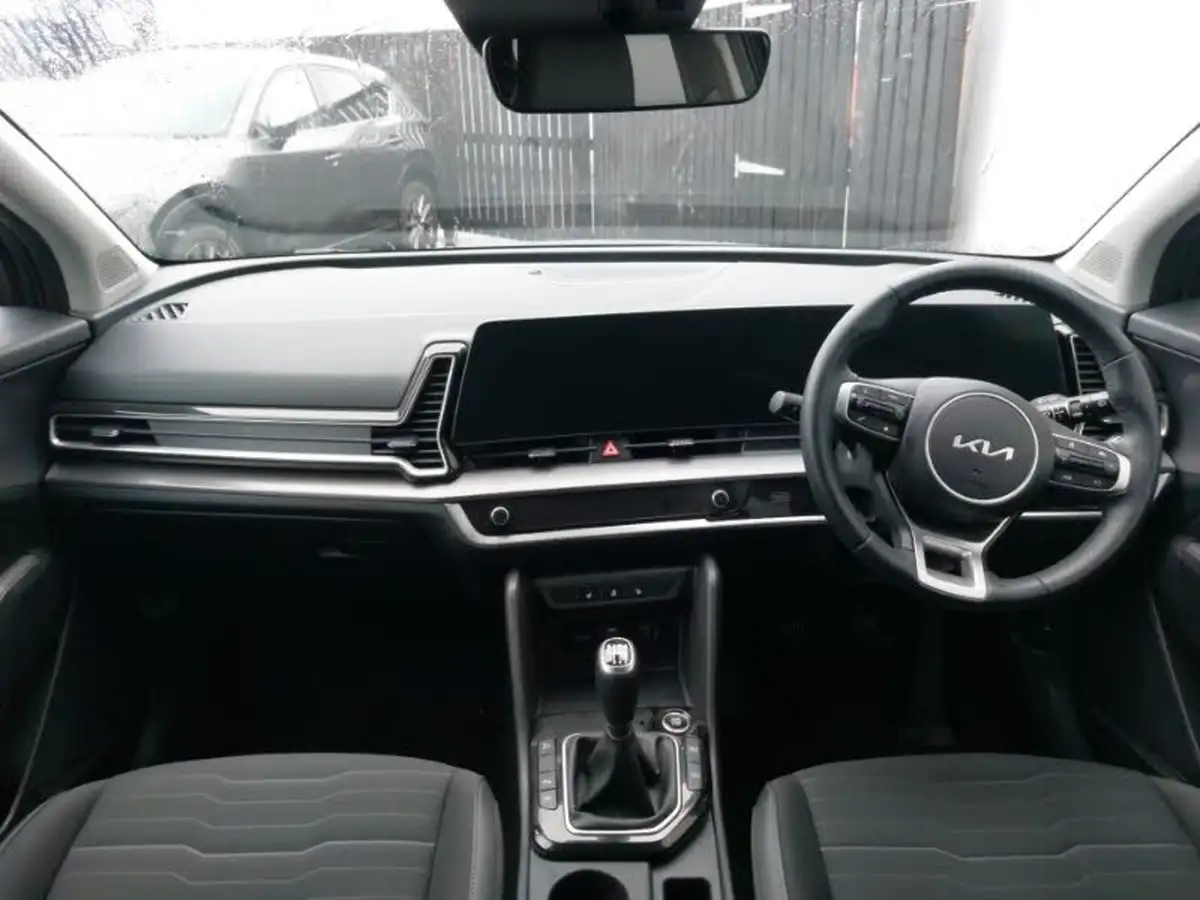 2024-kia-sportage-16-t-gdi-3-148bhp-big-2