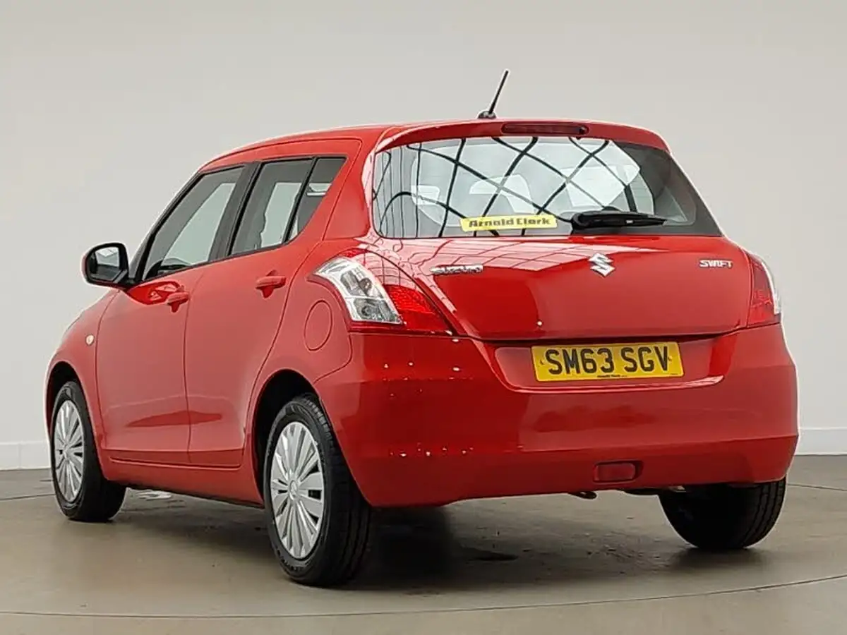 2014-suzuki-swift-12-sz2-93bhp-5d-big-1