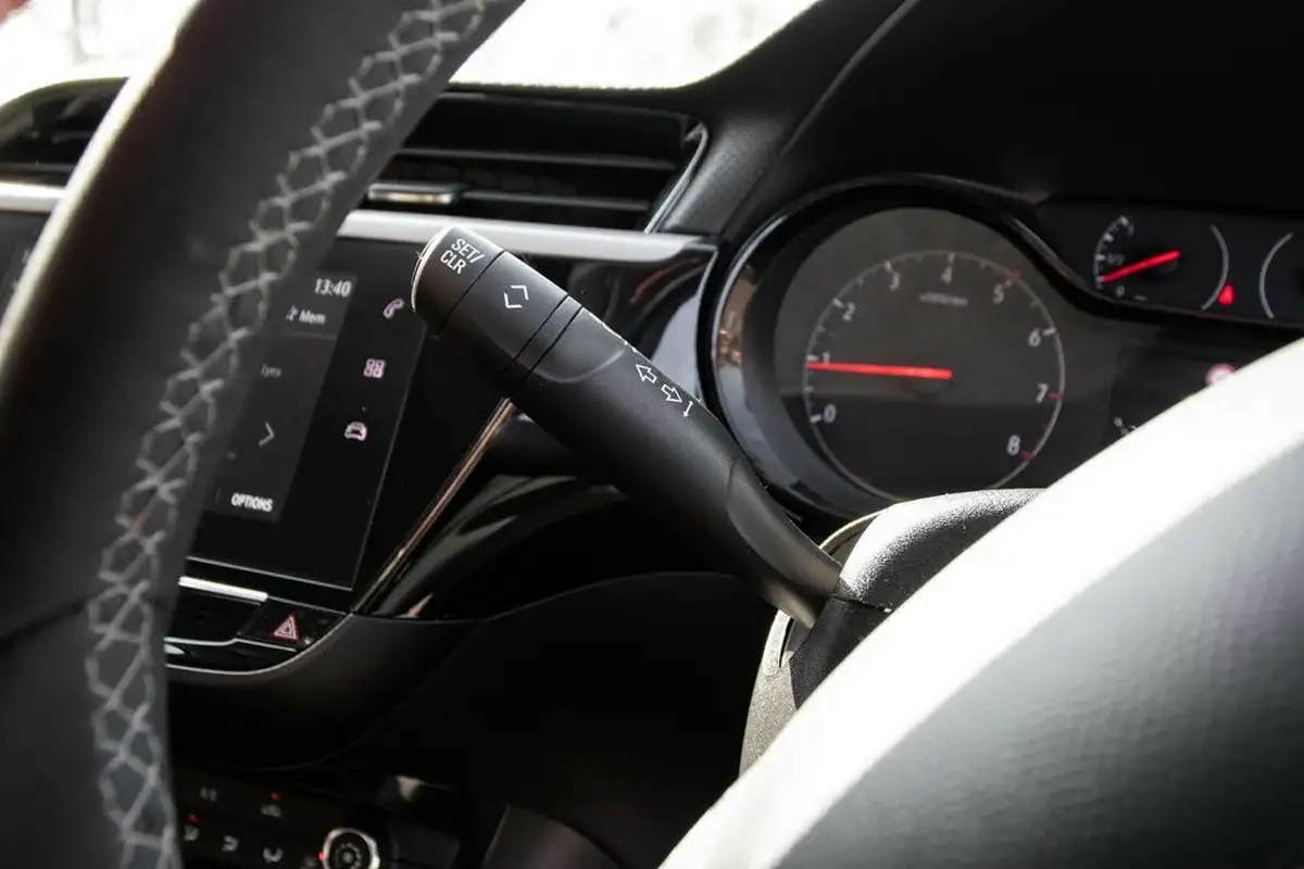 2023-vauxhall-corsa-12-turbo-design-big-16
