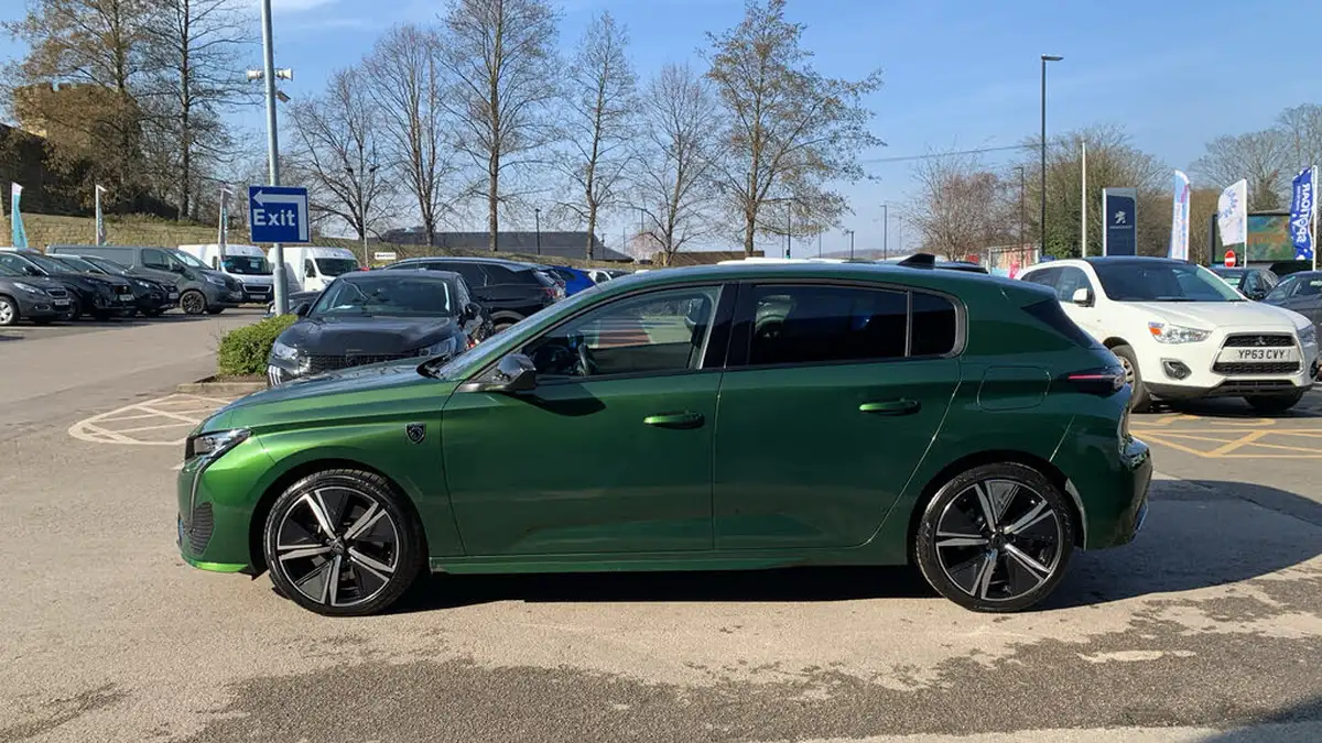 2024-peugeot-308-16-puretech-gt-180ps-big-5