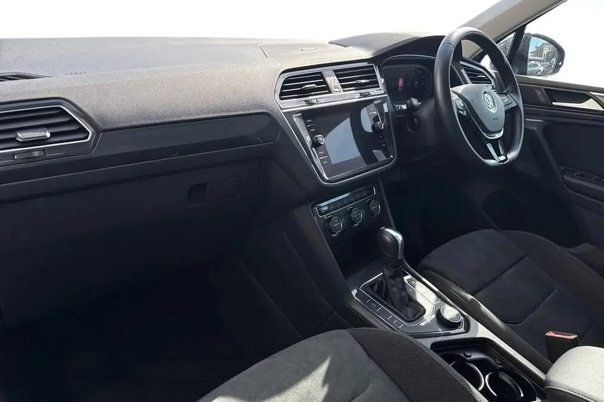2020-volkswagen-tiguan-20tdi-sel-190ps-4motion-dsg-big-14