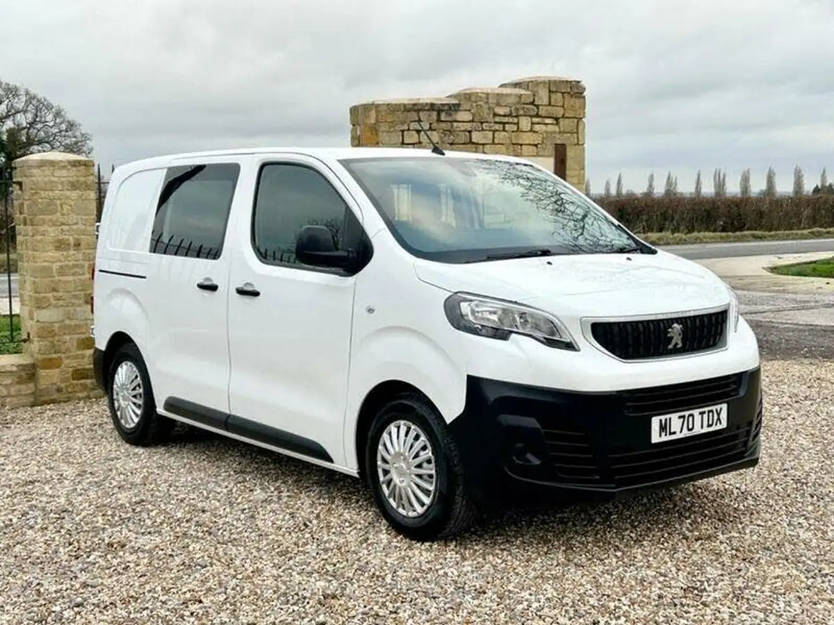 2020-peugeot-expert-big-20