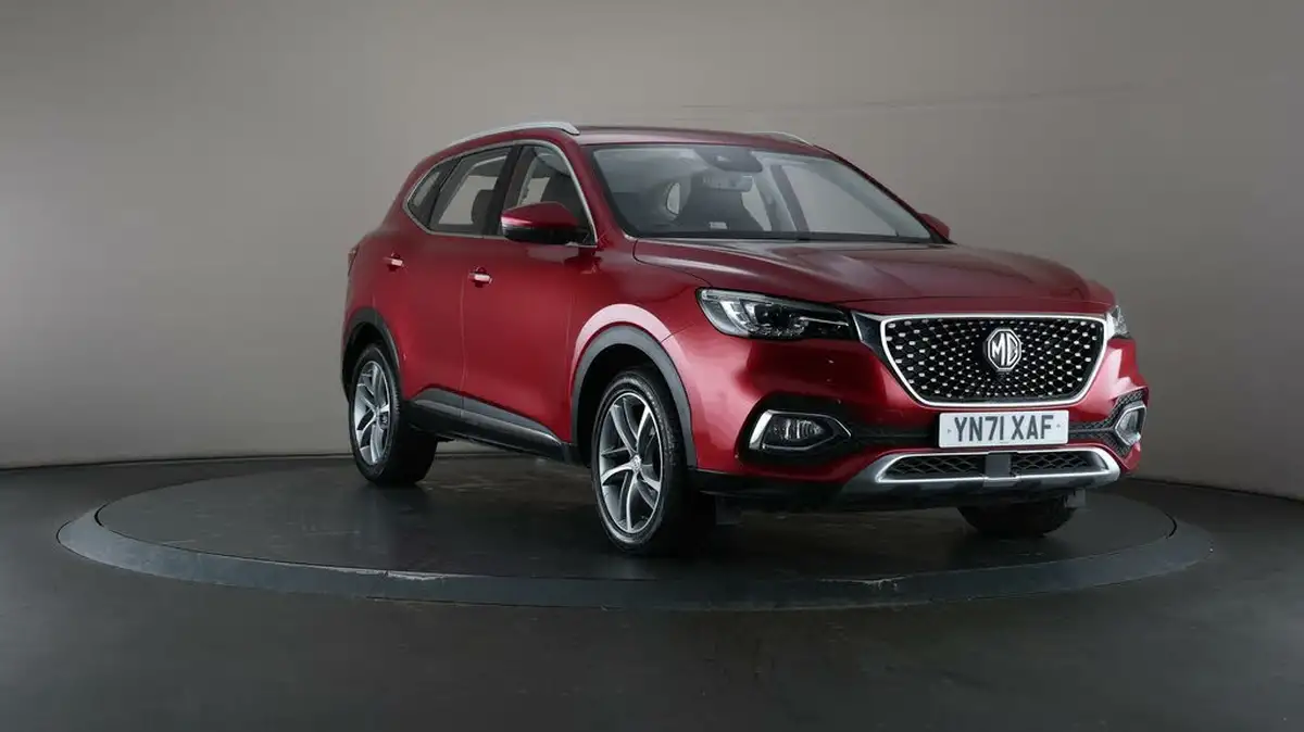 2021-mg-hs-15t-gdi-exclusive-162ps-big-50