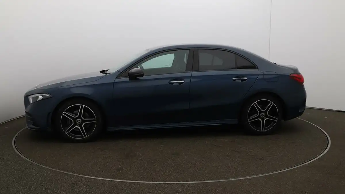 2022-mercedes-benz-a-class-13-a200-amg-line-premium-saloon-4d-big-4