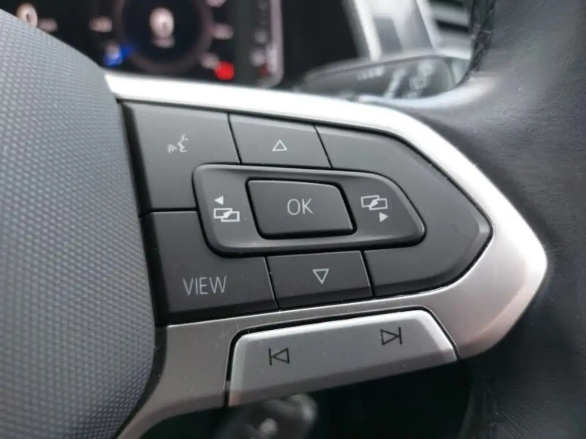 2023-volkswagen-tiguan-allspace-20tdi-life-dsg-big-12
