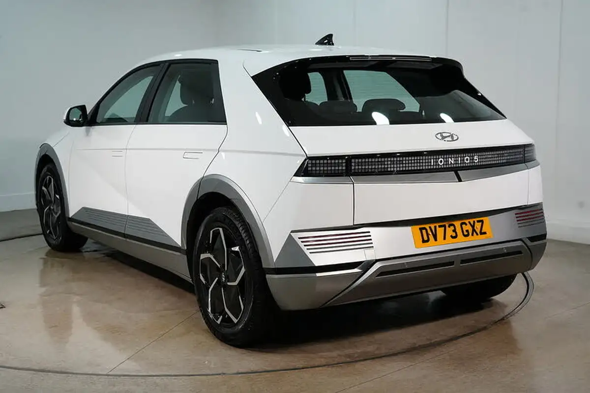 2023-hyundai-ioniq-5-e-premium-228ps-77kwh-rwd-big-8