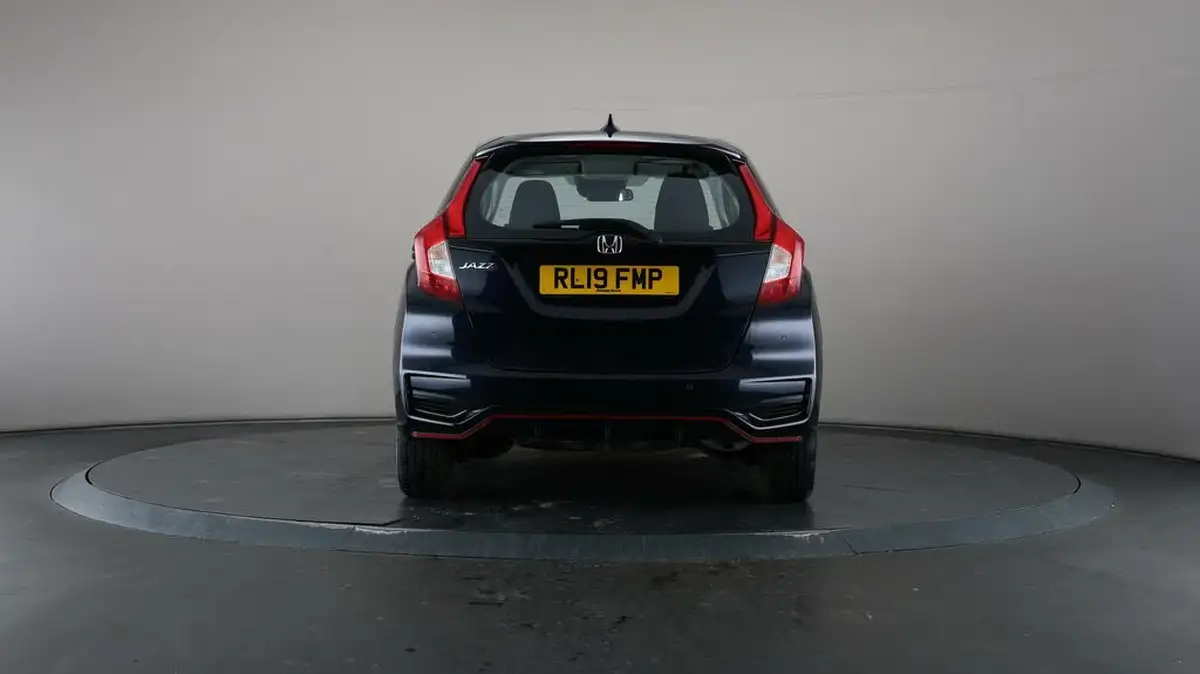 2019-honda-jazz-15-i-vtec-sport-cvt-big-23