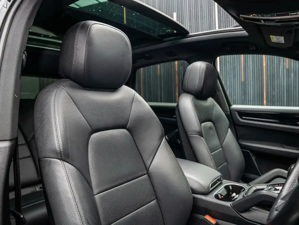 2020-porsche-cayenne-30-v6-s-big-13