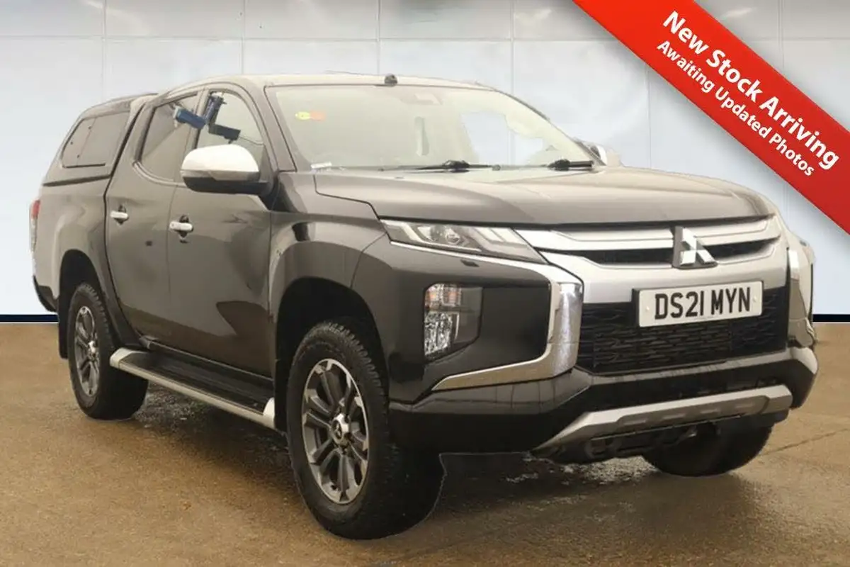 2021-mitsubishi-l200-22di-d-barbarian-auto-big-0