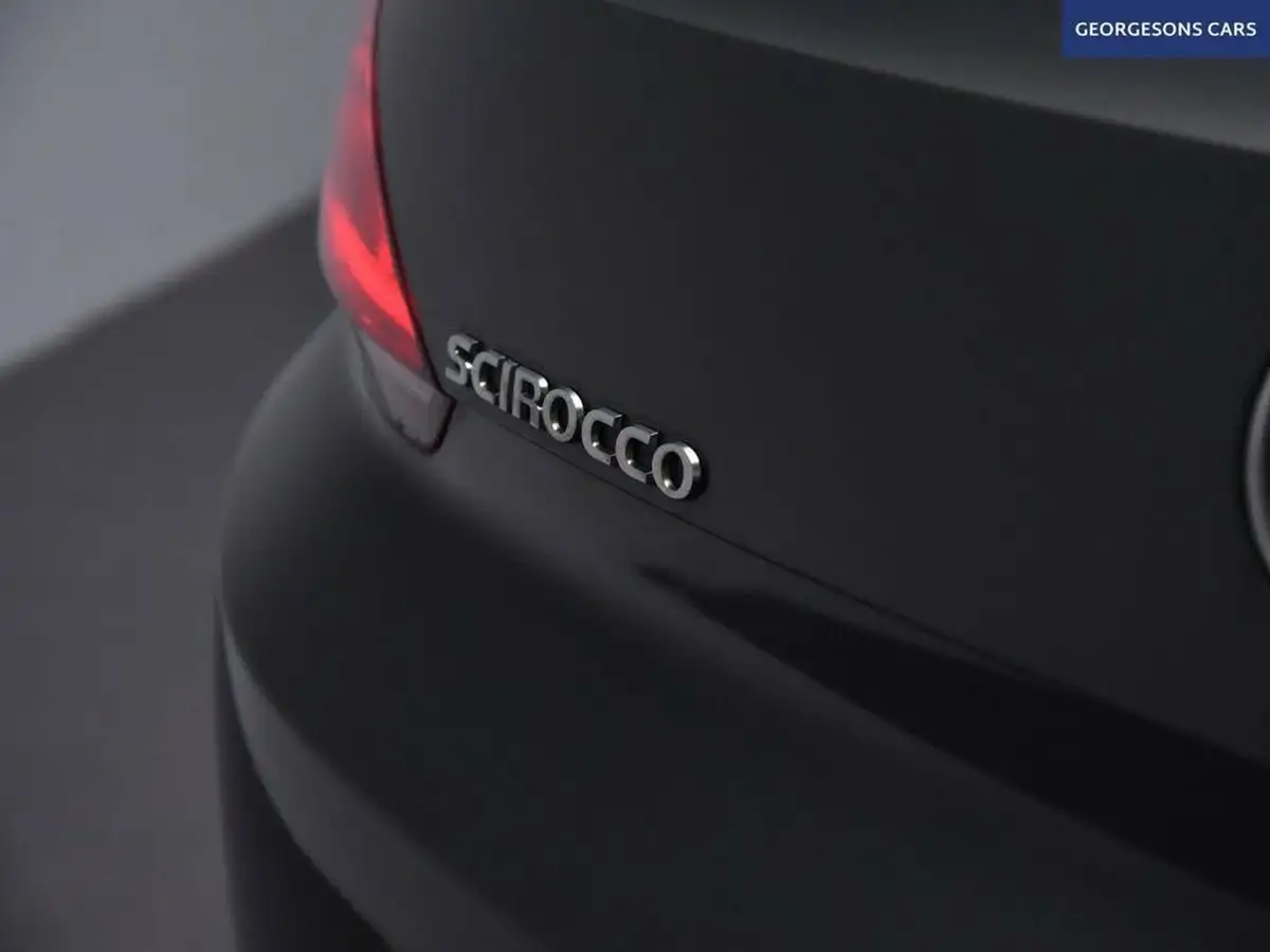2016-volkswagen-scirocco-20tdi-gt-150ps-big-38