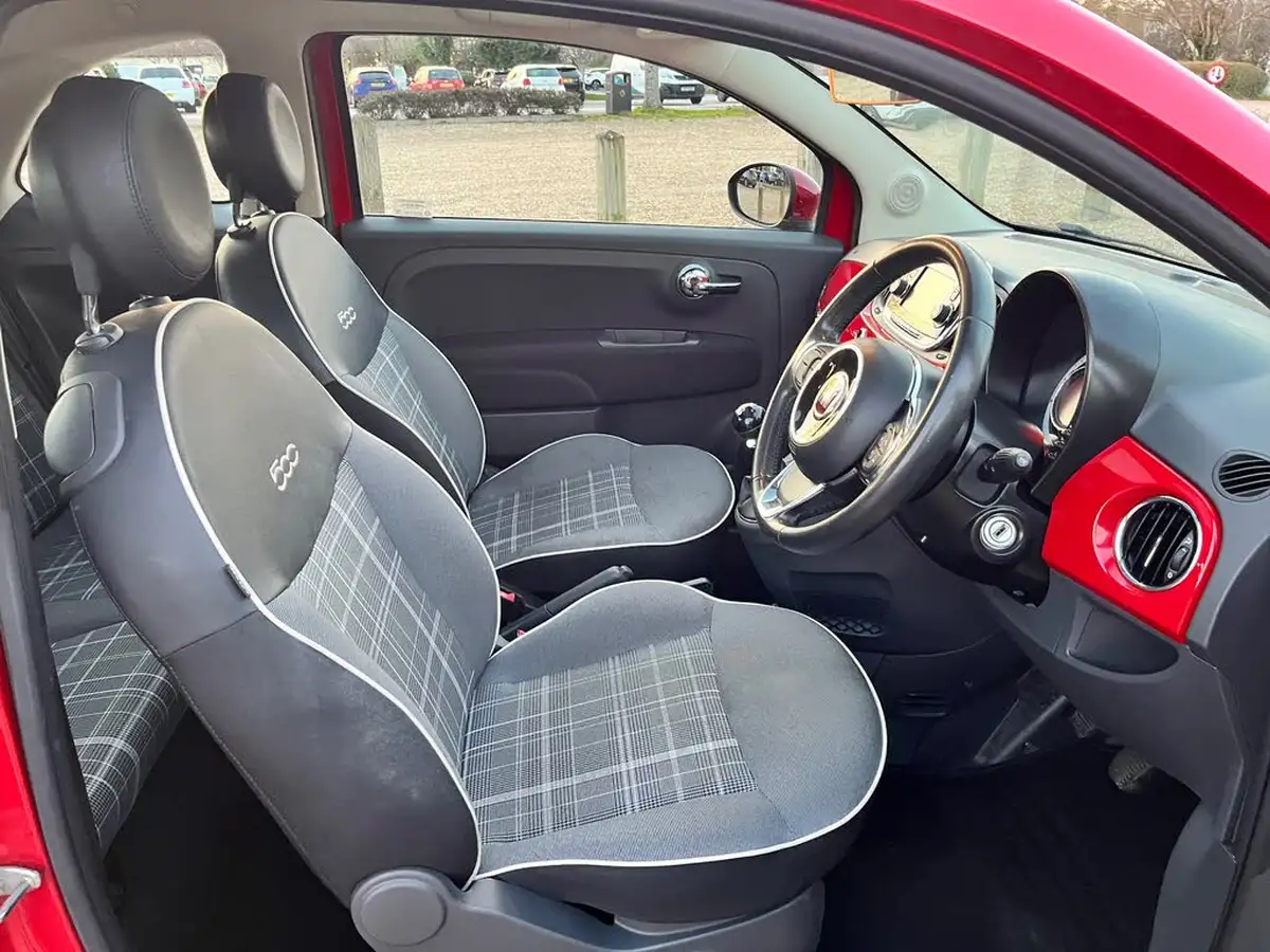 2016-fiat-500-12-lounge-big-13