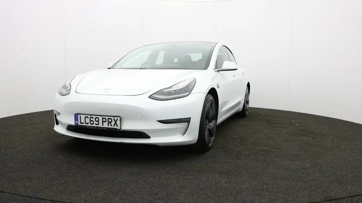 2019-tesla-model-3-e-long-range-4x4-big-50