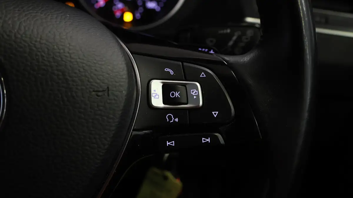 2018-volkswagen-tiguan-20tdi-se-navigation-150ps-ss-dsg-big-22