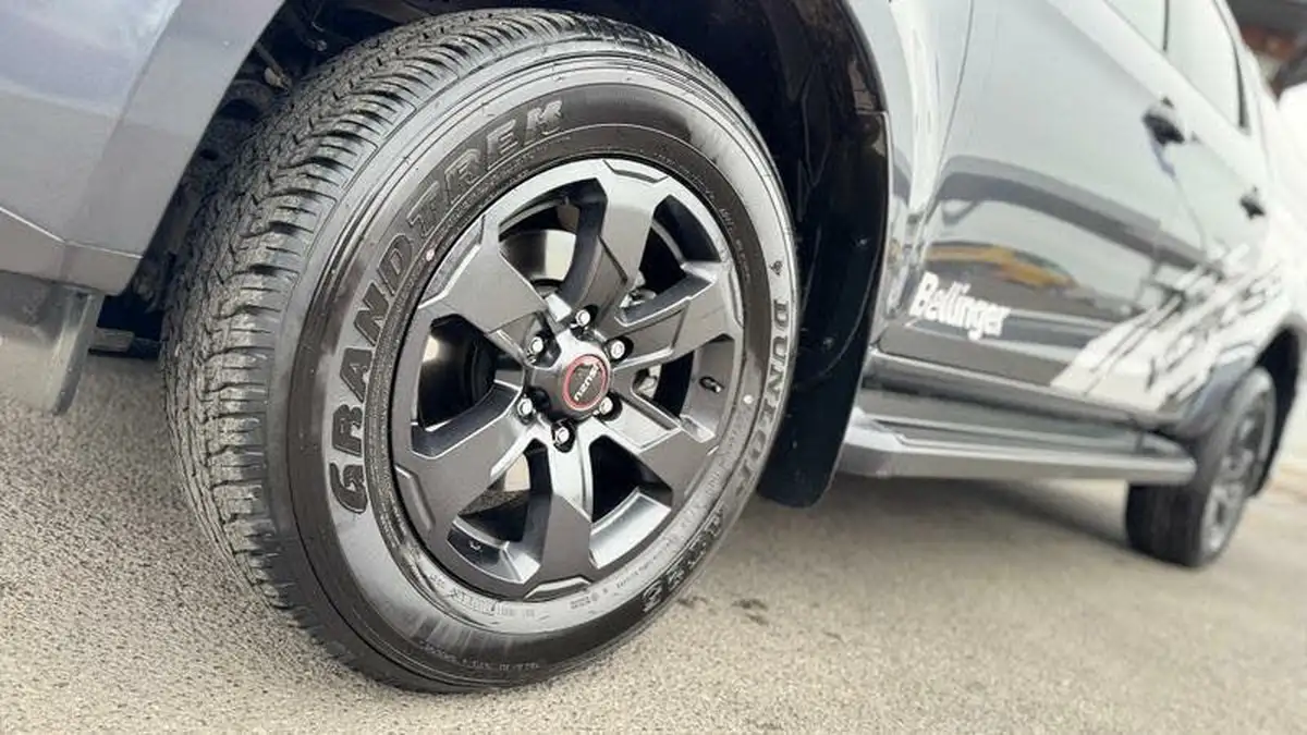2024-isuzu-d-max-19td-v-cross-auto-big-14