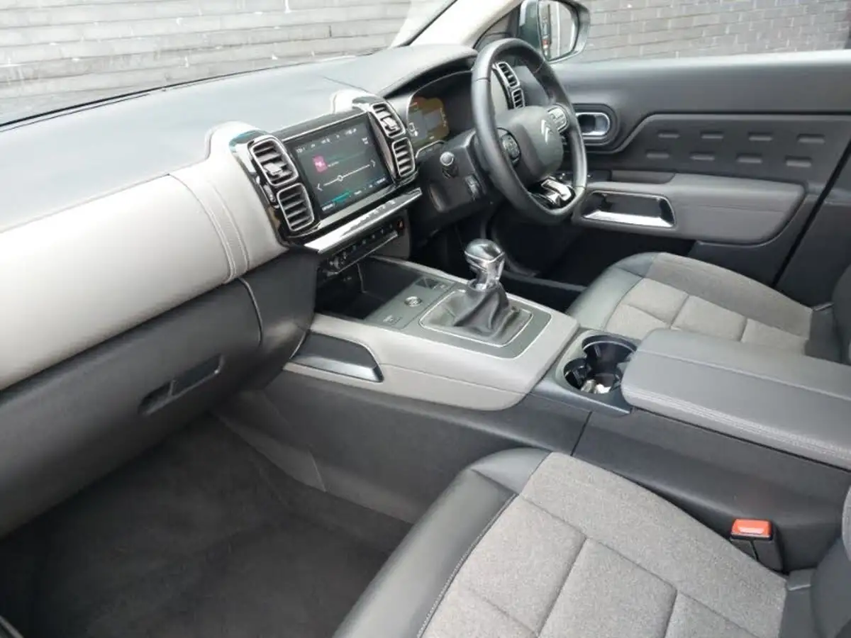 2021-citroen-c5-aircross-12-puretech-shine-big-4