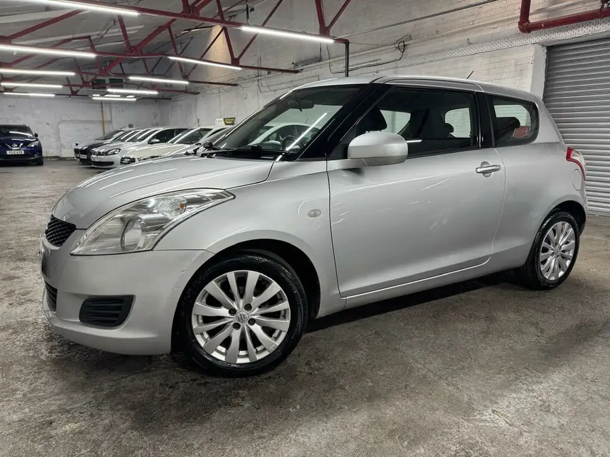 2013-suzuki-swift-12-sz3-93bhp-3d-big-9