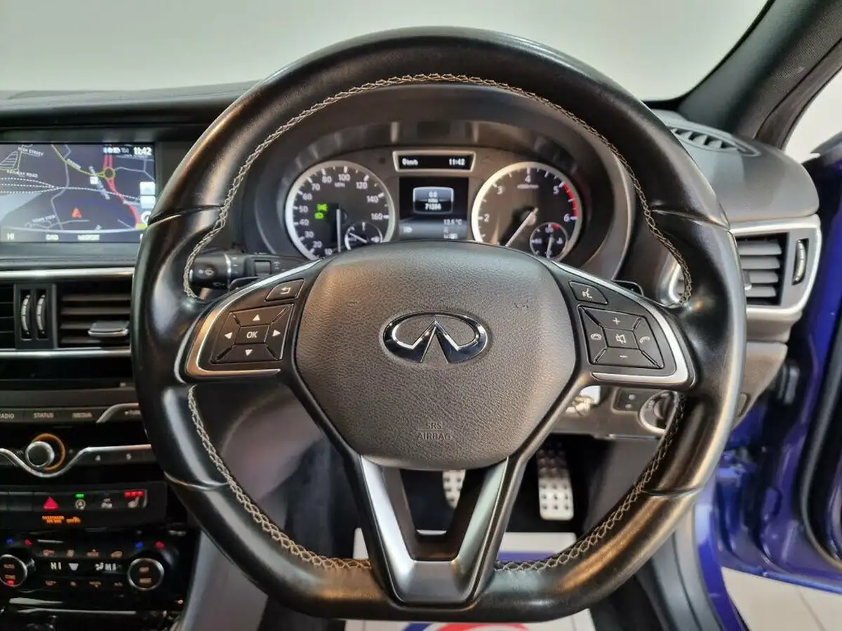 2017-infiniti-q30-22d-sport-intouch-big-49