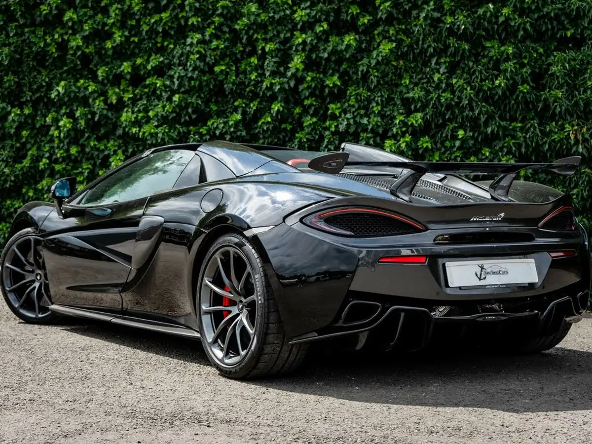 2018-mclaren-570s-38-coupe-big-26
