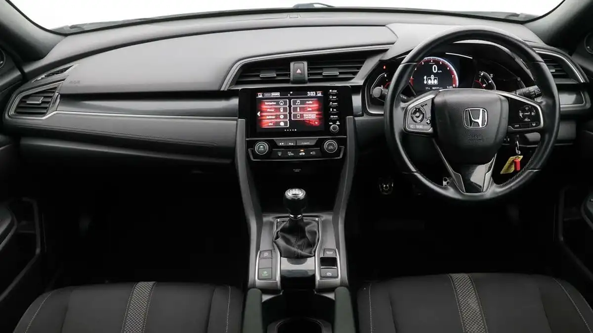 2021-honda-civic-15-vtec-turbo-sport-ss-big-13
