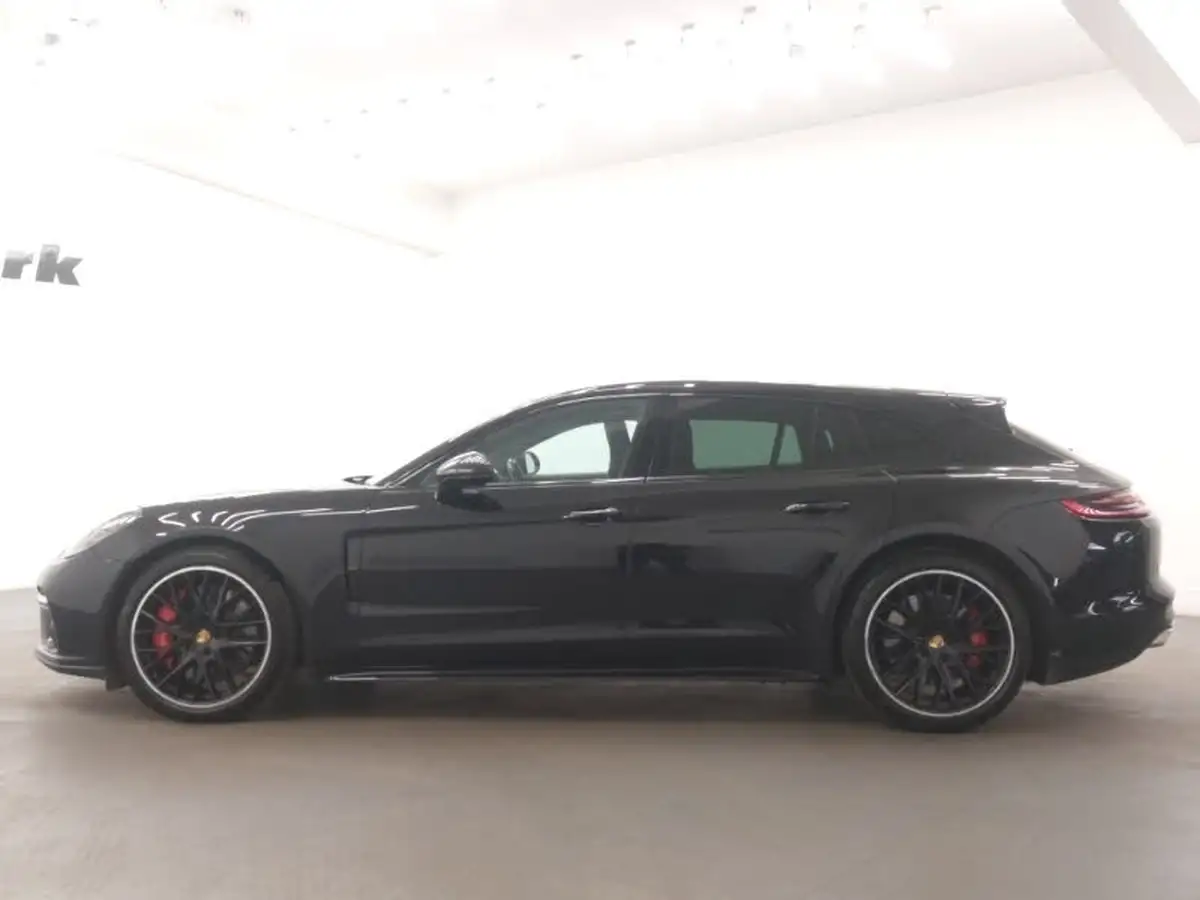 2017-porsche-panamera-40-v8-turbo-sport-turismo-big-3