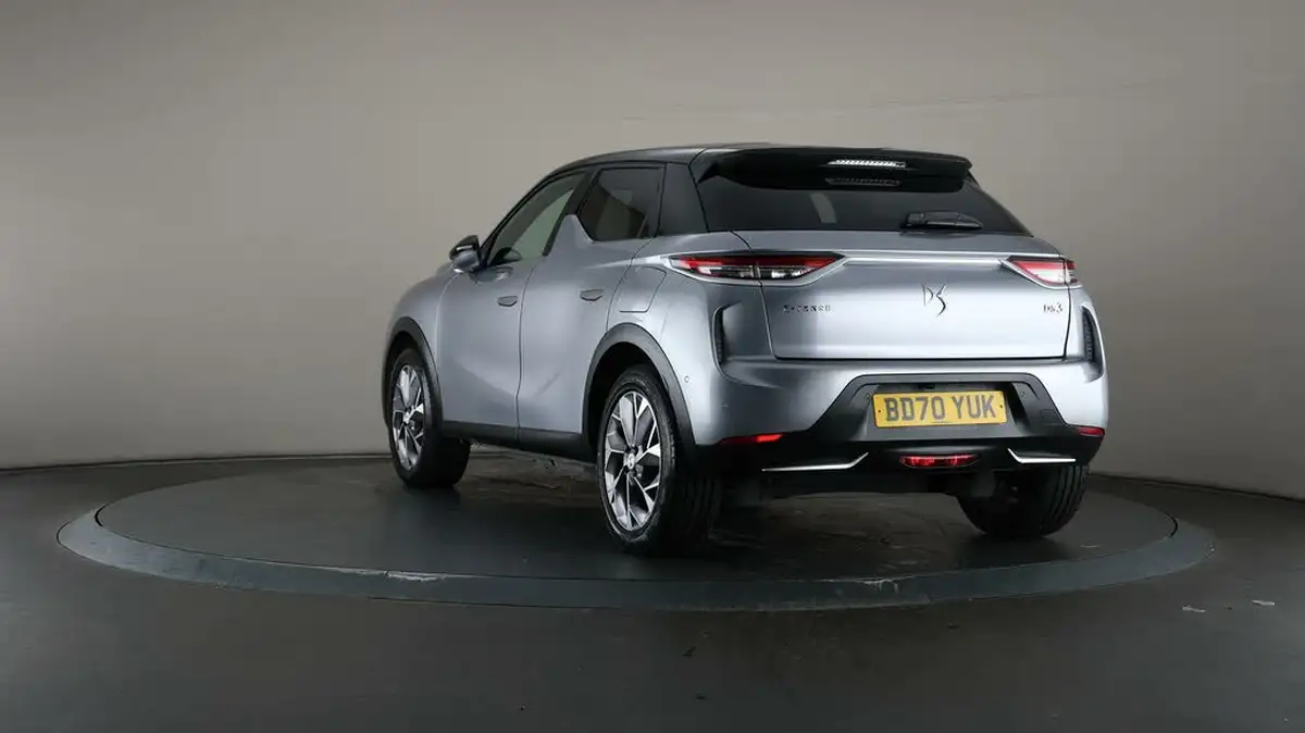 2020-ds-ds-3-crossback-e-tense-ultra-prestige-big-67