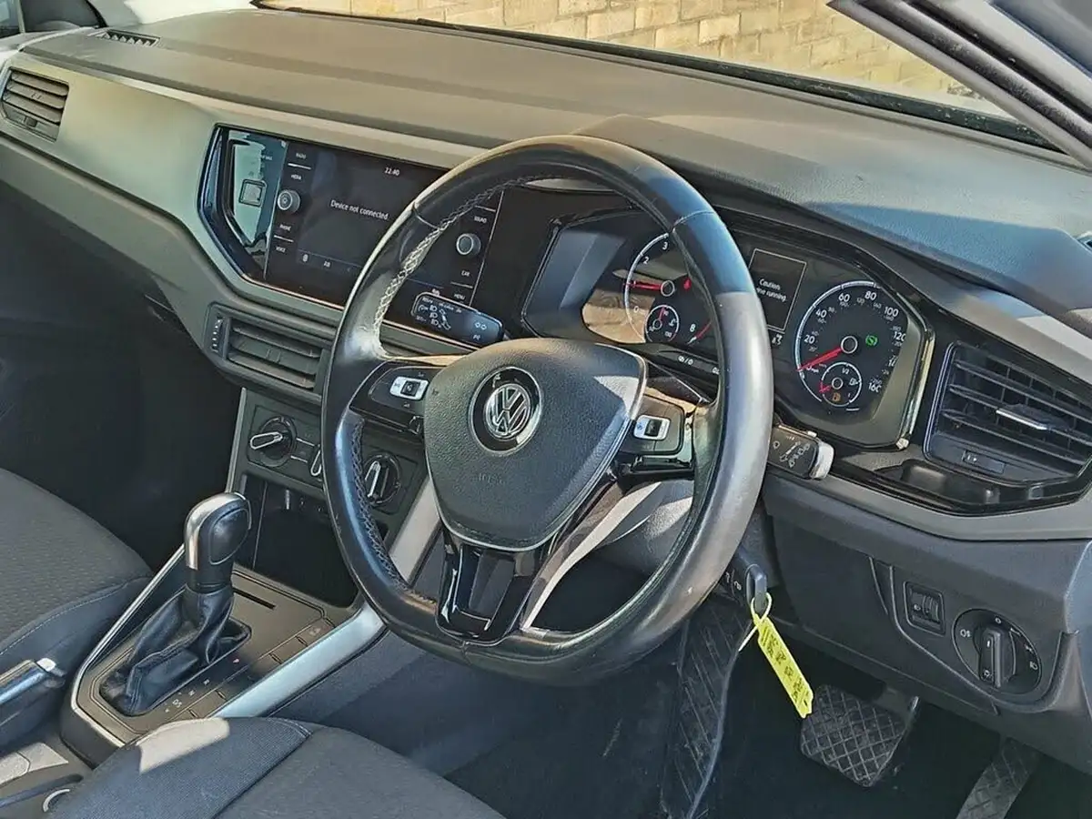 2019-volkswagen-polo-10-tsi-se-dsg-big-2