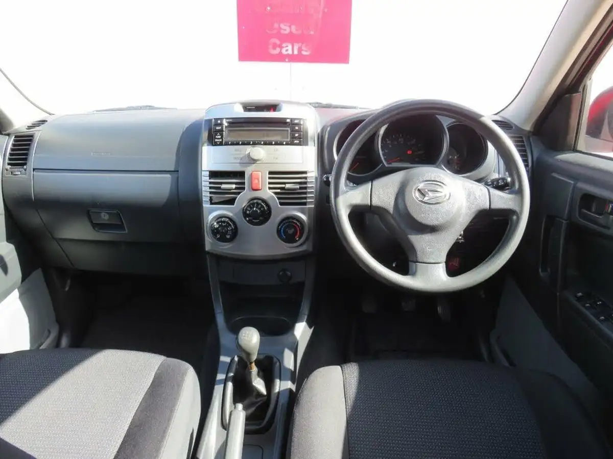 2007-daihatsu-terios-15-s-big-1