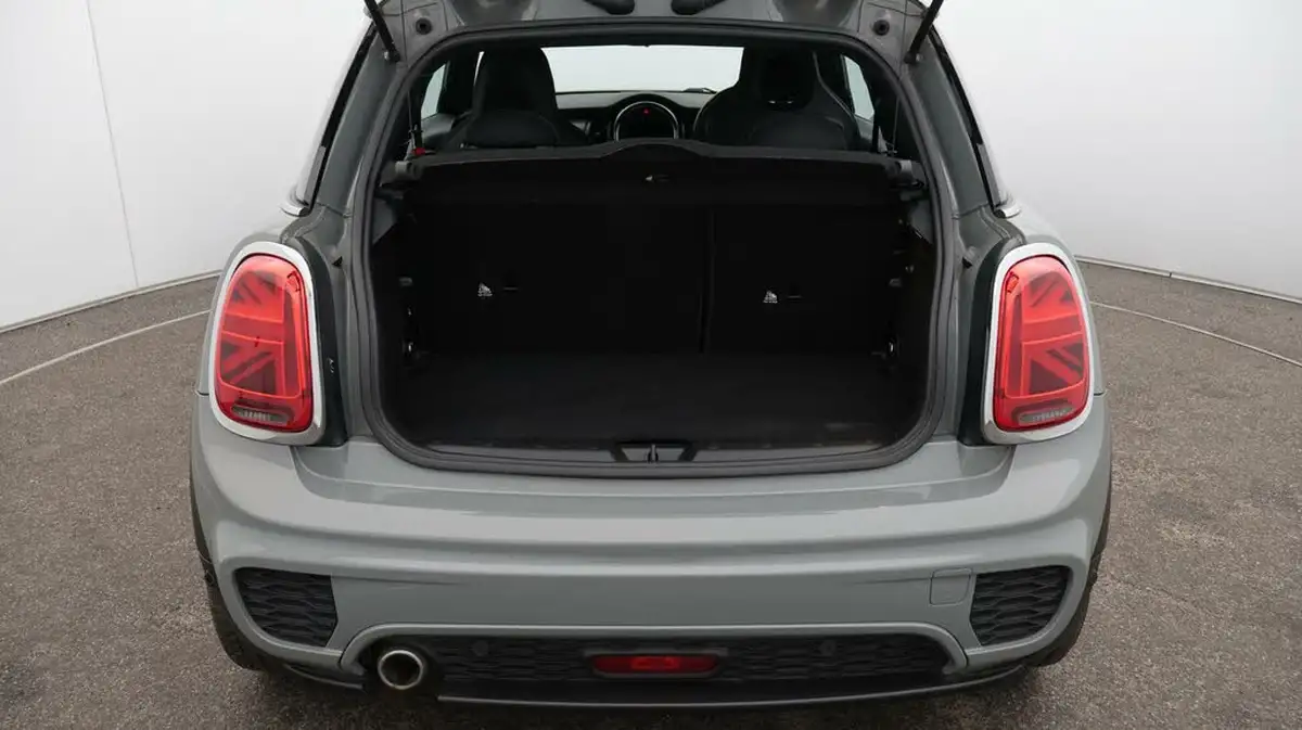 2019-mini-cooper-15-cooper-sport-hatchback-3d-big-17