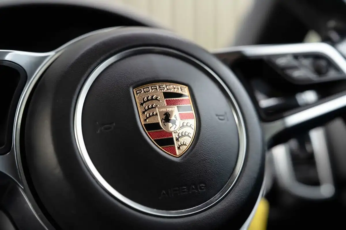 2017-porsche-cayenne-42td-s-diesel-platinum-edition-big-54