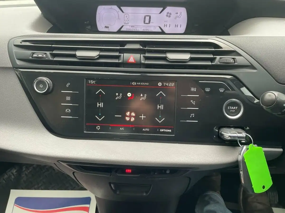 2018-citroen-grand-c4-spacetourer-16bluehdi-touch-edition-120ps-big-12