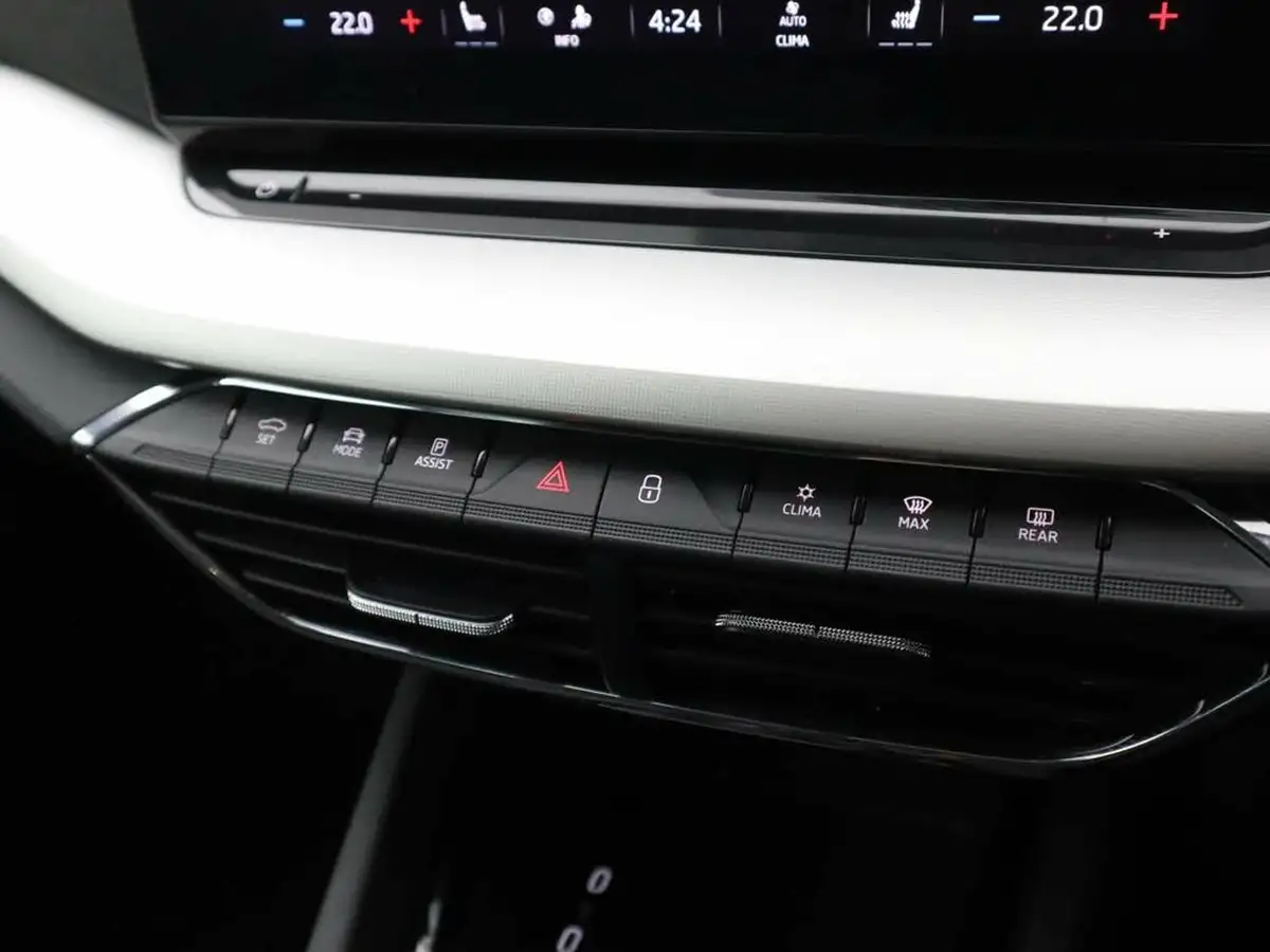 2023-skoda-octavia-15-tsi-se-l-hatchback-big-27