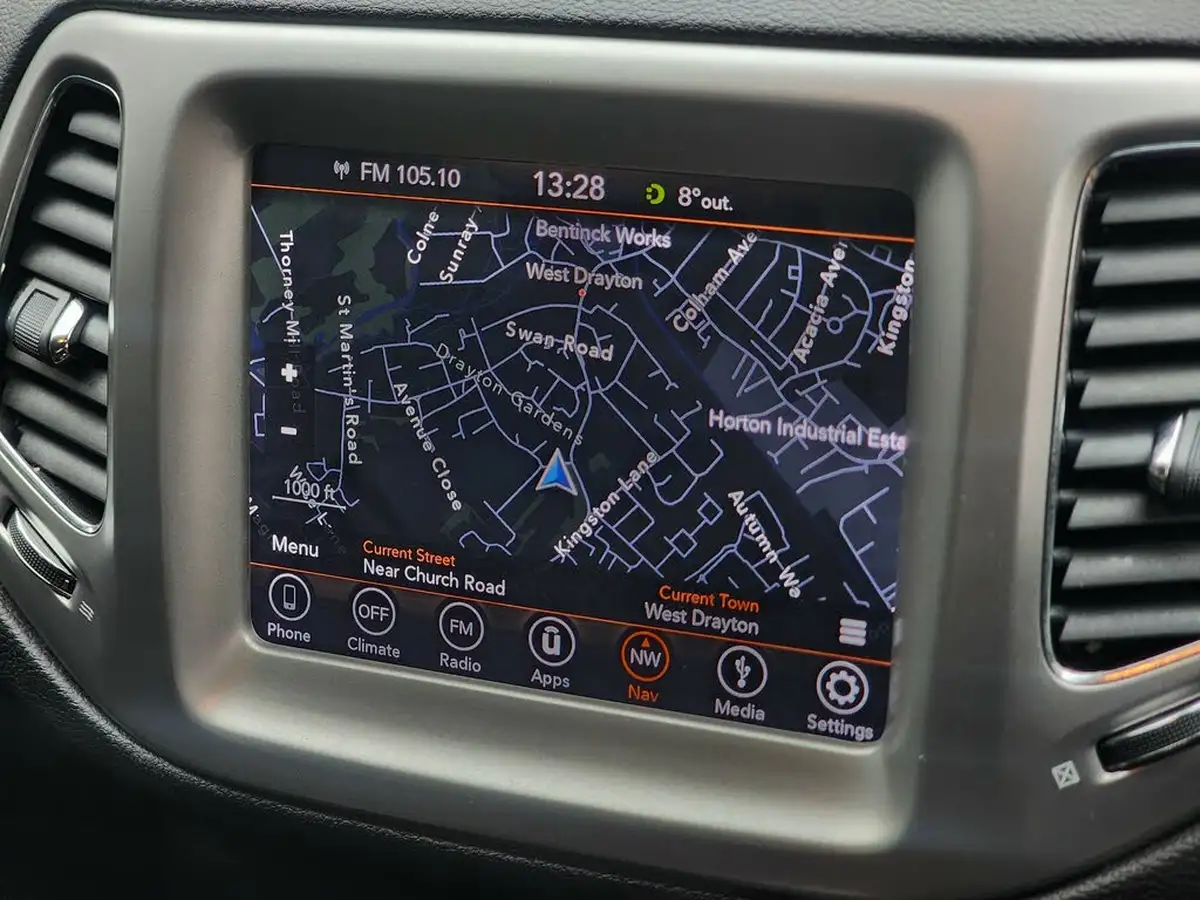 2019-jeep-compass-14-multiair-ii-longitude-big-15