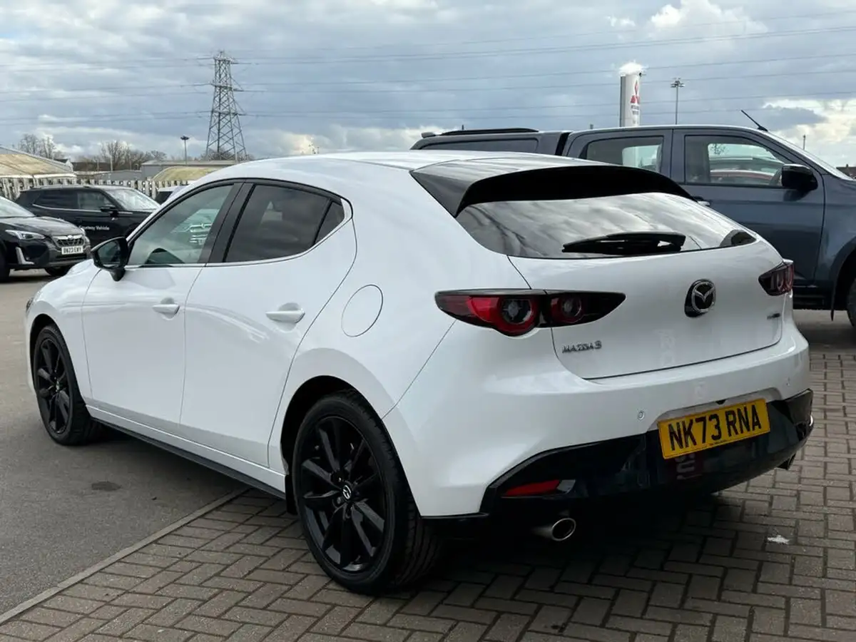 2023-mazda-mazda3-20-e-skyactiv-g-homura-big-2