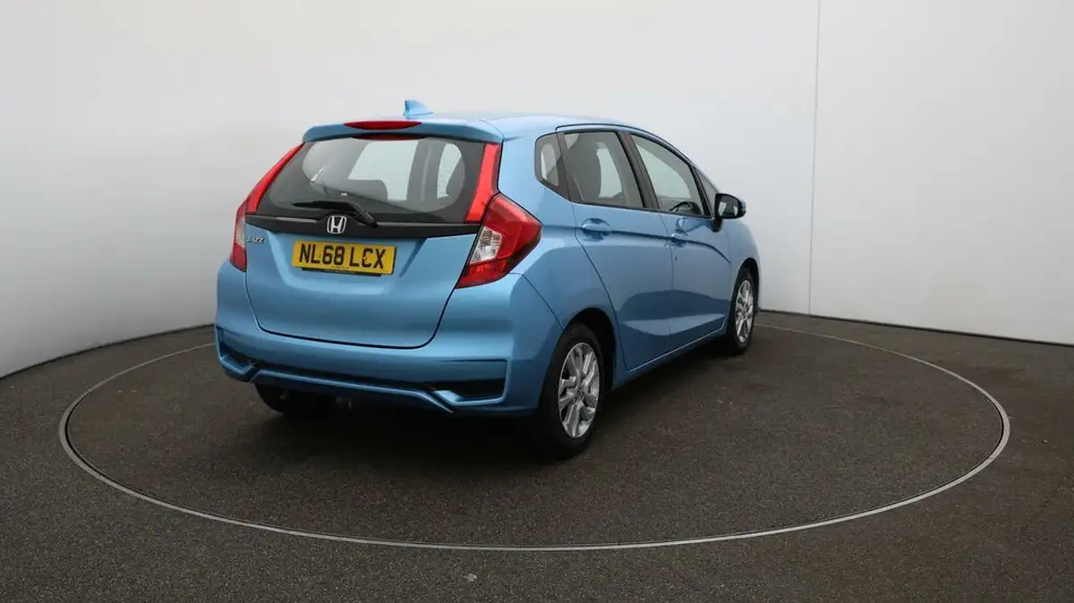 2018-honda-jazz-13-i-vtec-se-navi-big-45