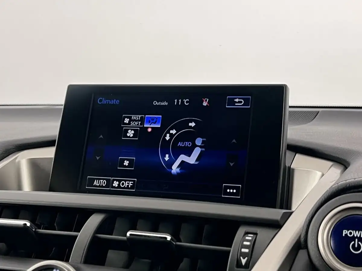 2017-lexus-nx-300h-25-f-sport-big-39
