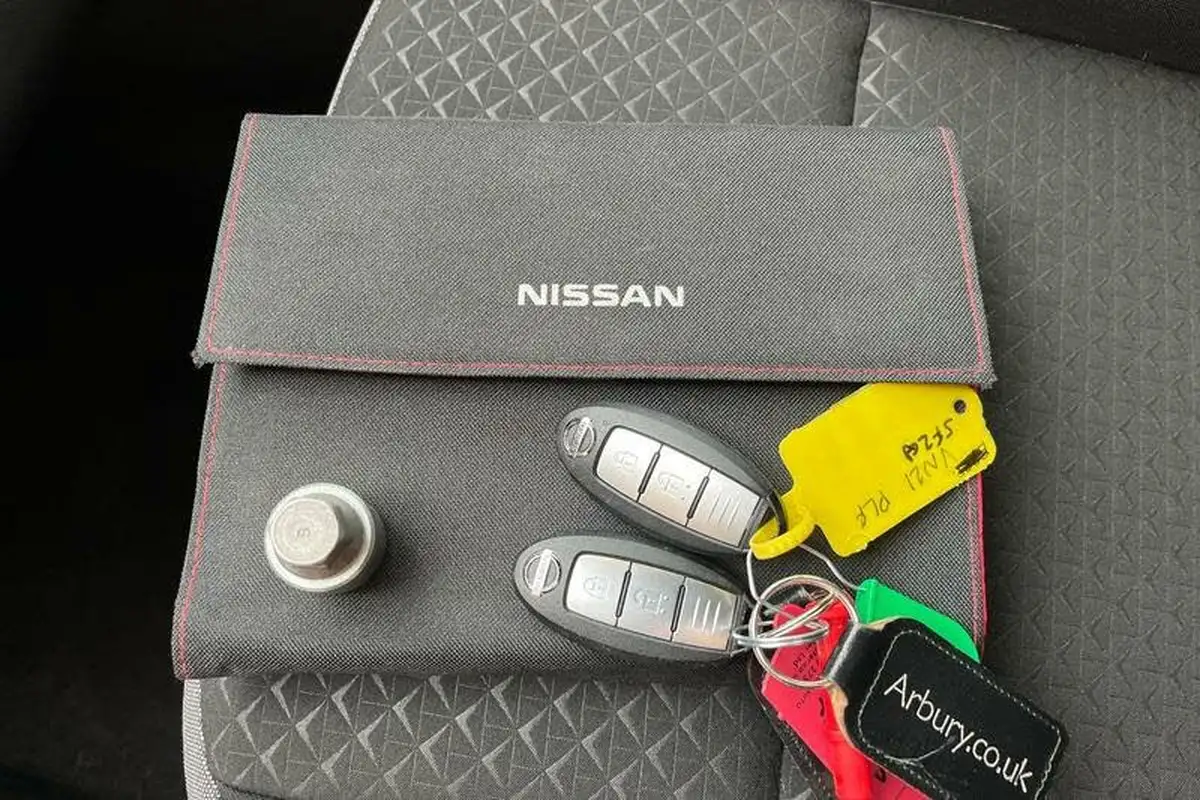 2021-nissan-juke-10-dig-t-n-connecta-dct-big-21