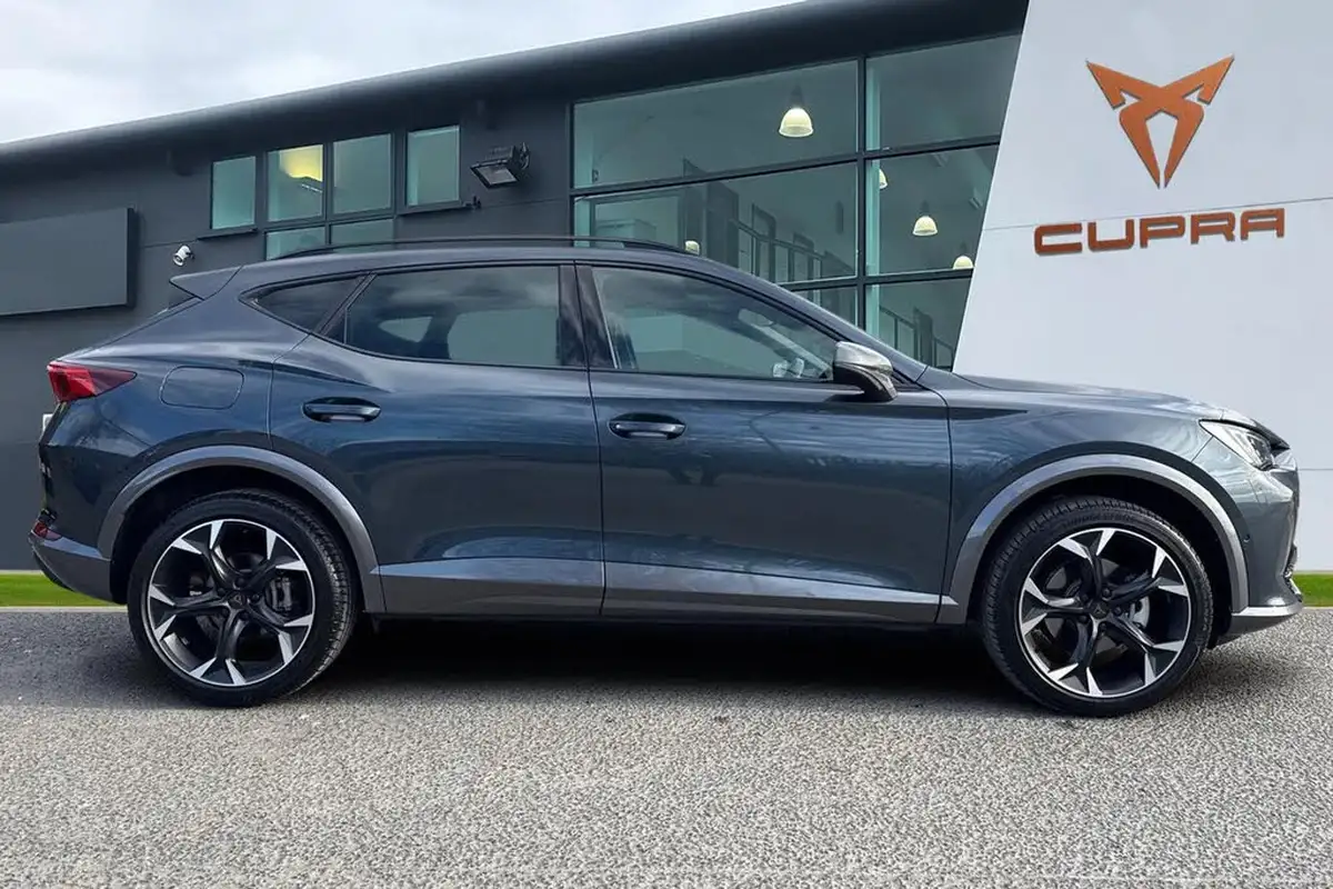2024-cupra-formentor-15-tsi-v2-big-2