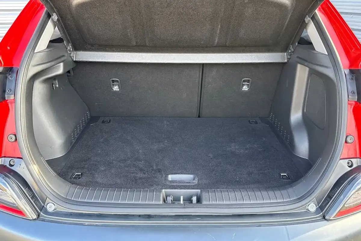 2022-hyundai-kona-16-gdi-premium-big-9