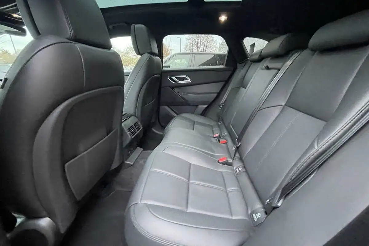 2024-land-rover-range-rover-velar-20-p250-dynamic-hse-big-49