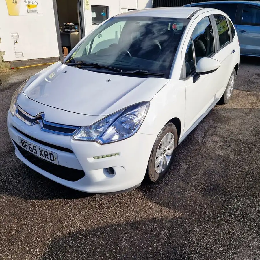 2015-citroen-c3-12-vtr-big-2