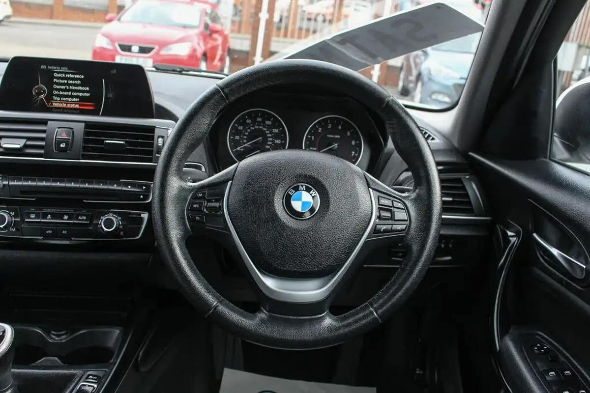 2016-bmw-1-series-15-118i-sport-5d-big-24