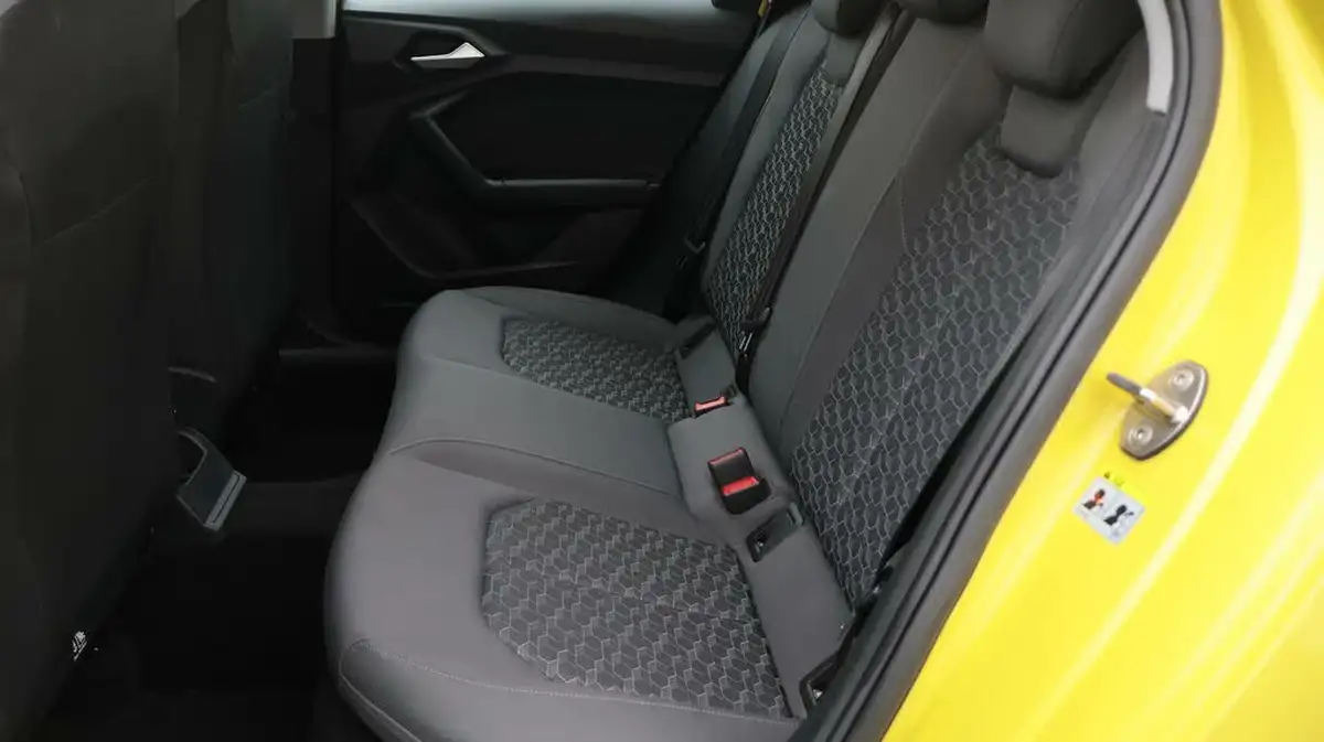 2020-audi-a1-10-25-tfsi-sport-big-16