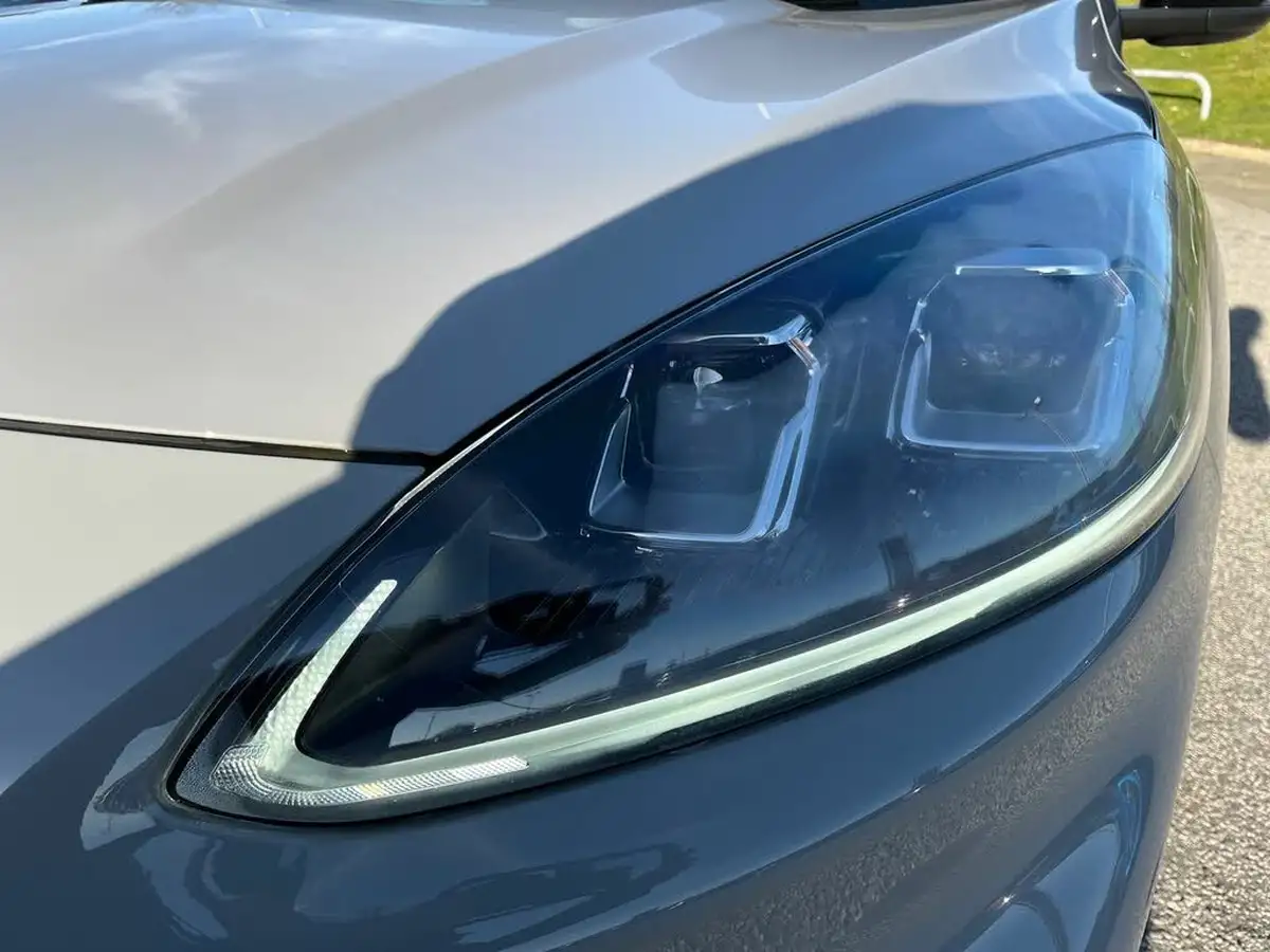 2023-ford-kuga-25t-graphite-tech-edition-225ps-phev-big-13