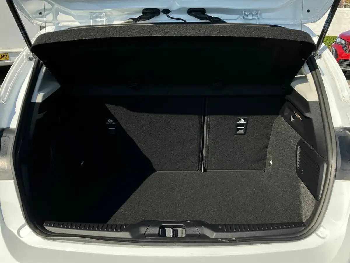 2024-ford-focus-10t-titanium-155ps-hatchback-powershift-big-19