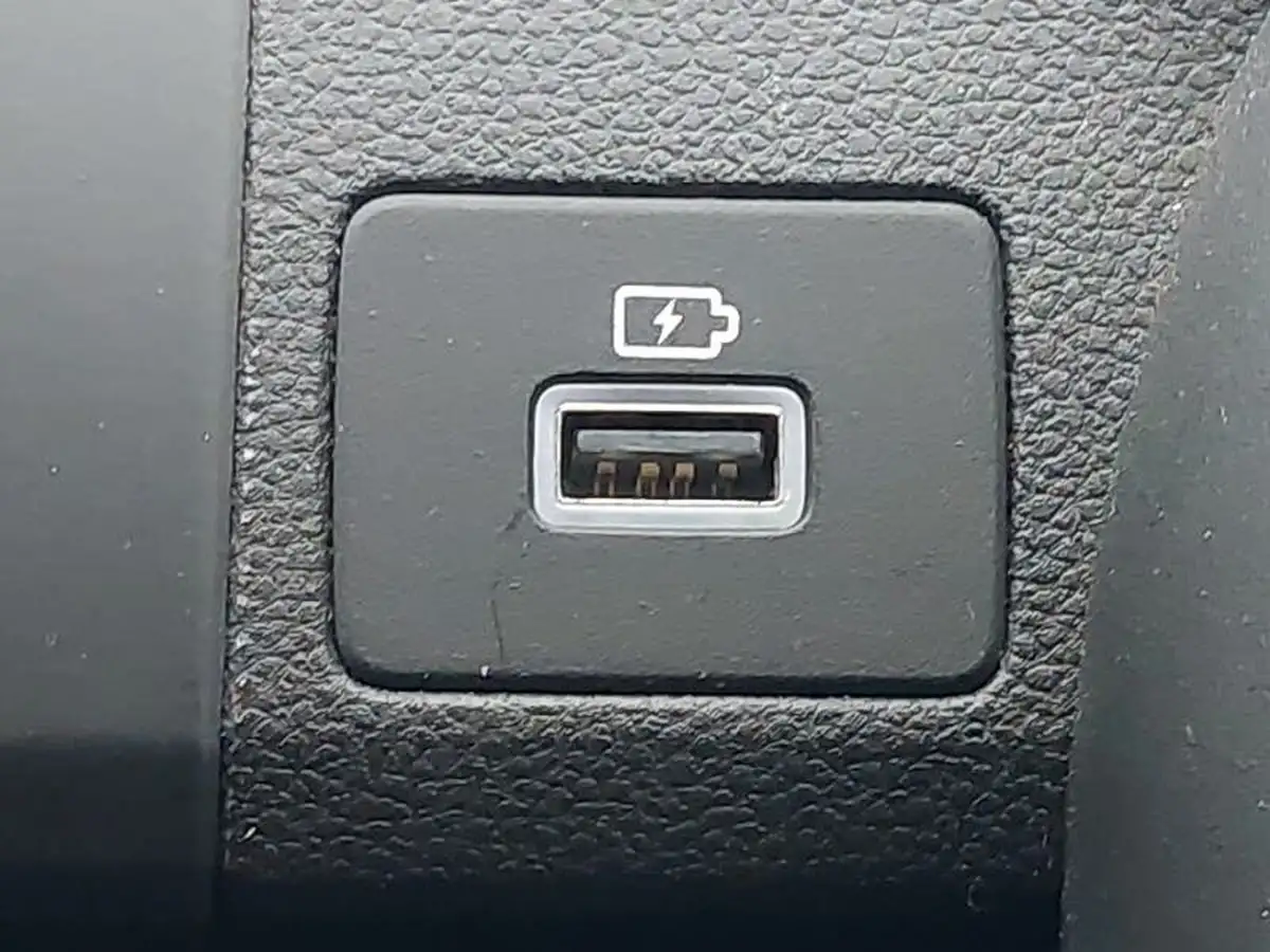2021-dacia-sandero-10-sce-access-big-12