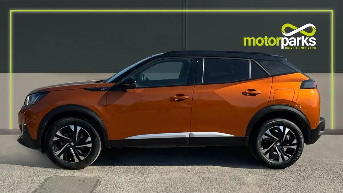 2022-peugeot-2008-suv-12-puretech-gt-big-5