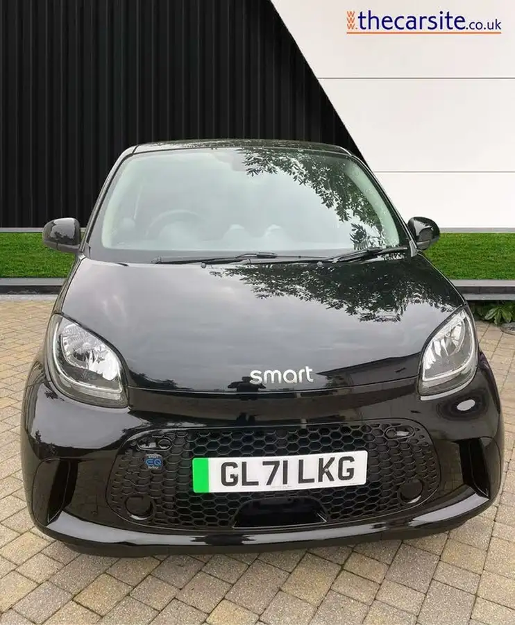 2021-smart-forfour-eq-premium-big-2