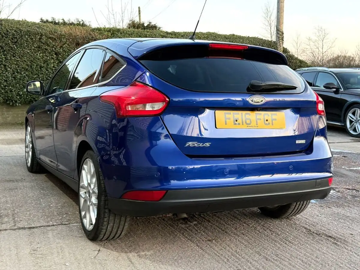2016-ford-focus-10t-titanium-x-125ps-hatchback-big-53