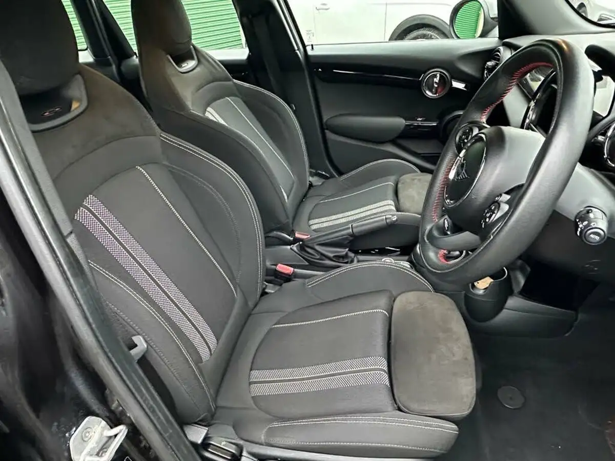 2019-mini-cooper-20-cooper-s-sport-189bhp-hatchback-5d-big-38